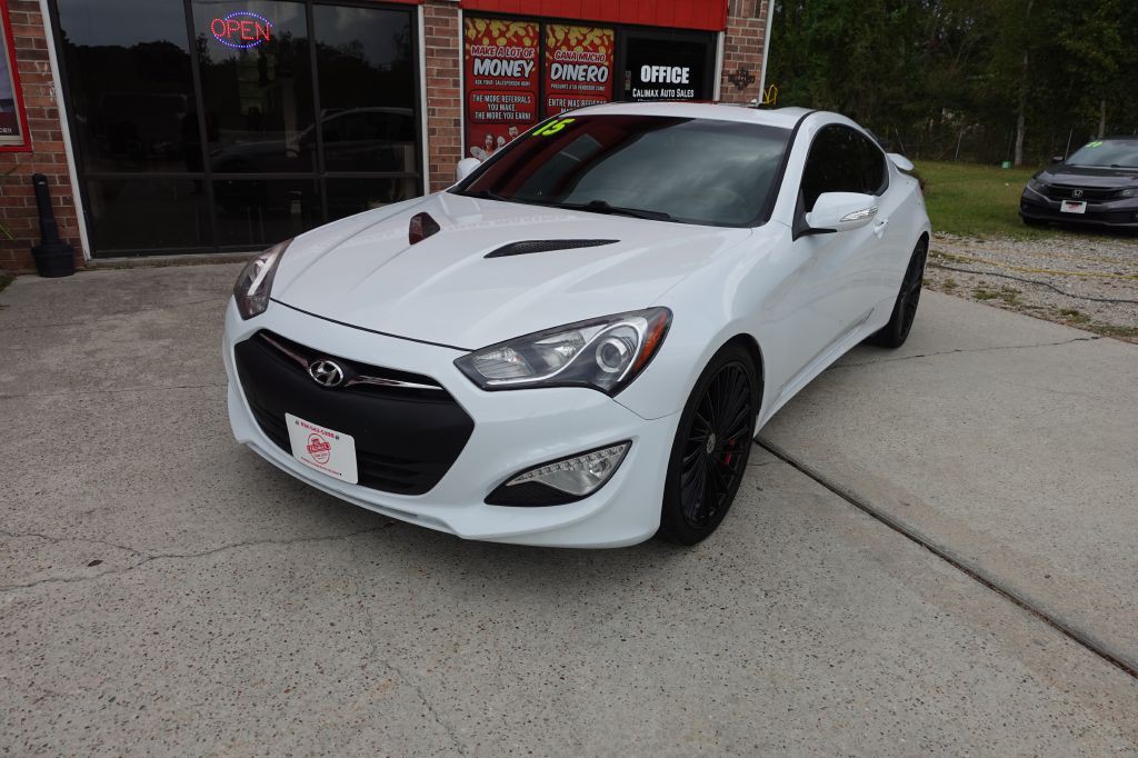 2015 Hyundai Genesis Image 5