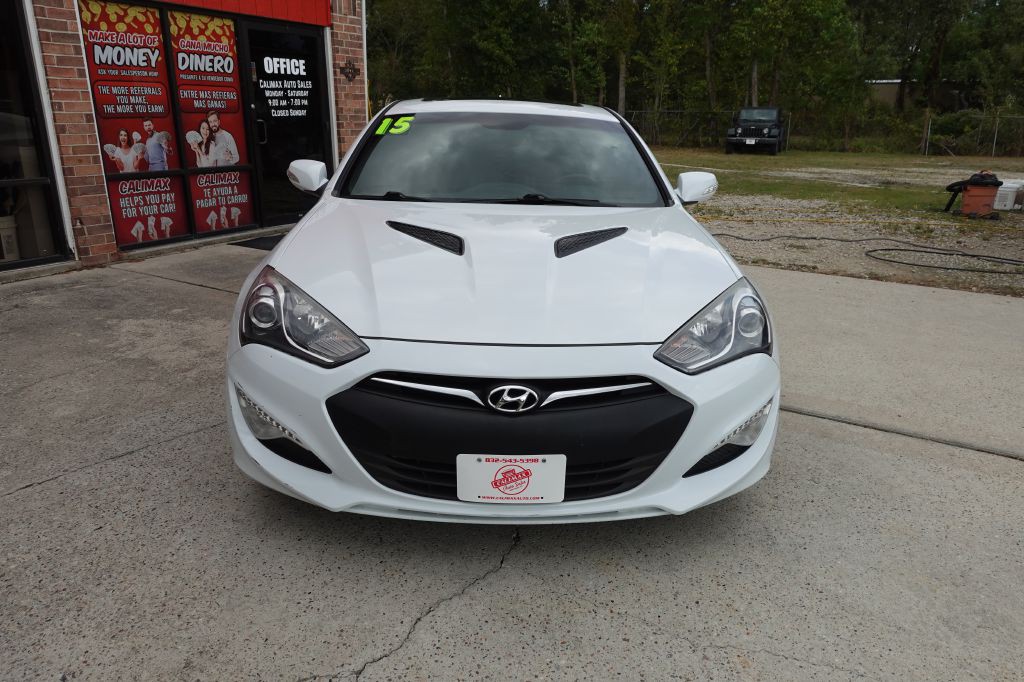 2015 Hyundai Genesis Image 6