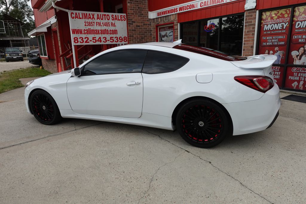 2015 Hyundai Genesis Image 21