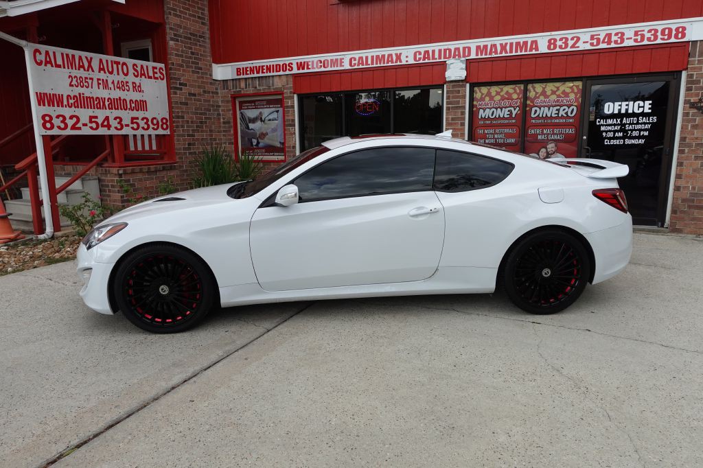 2015 Hyundai Genesis Image 23