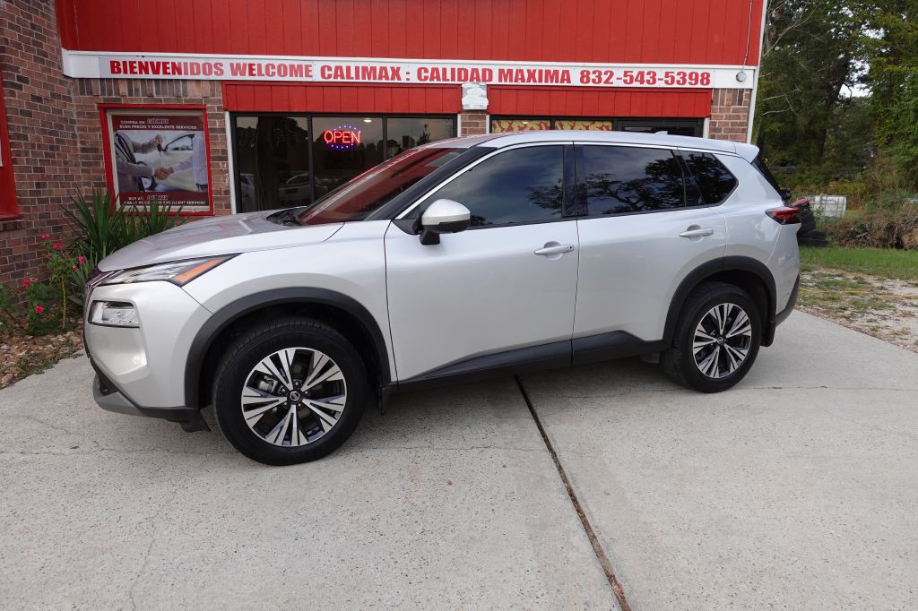 2021 Nissan Rogue Image 1