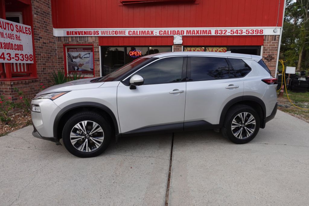 2021 Nissan Rogue Image 2