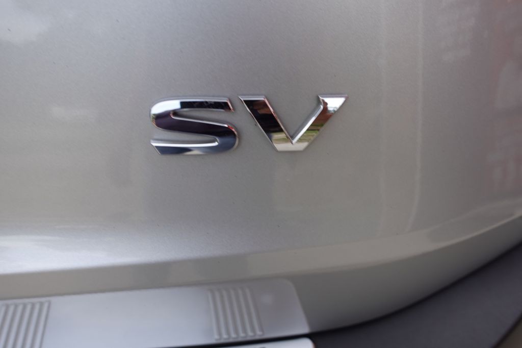 2021 Nissan Rogue Image 16