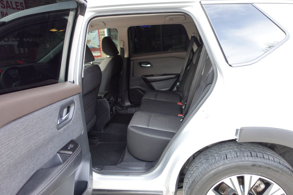 2021 Nissan Rogue Image 27