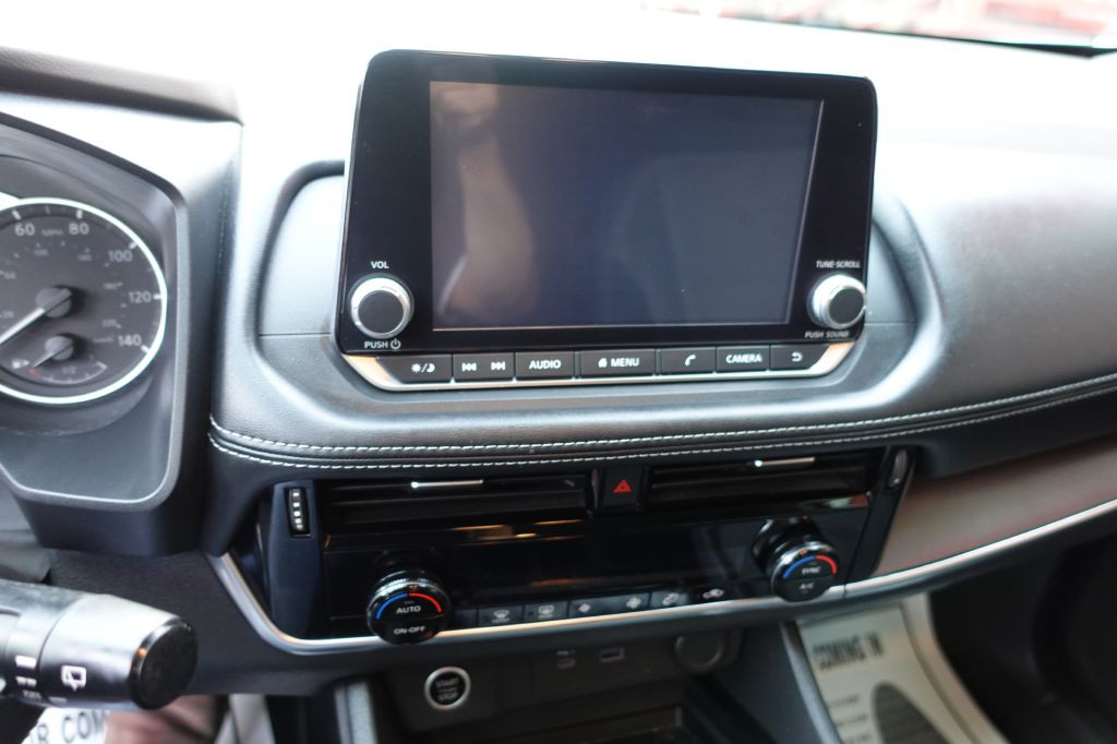 2021 Nissan Rogue Image 35