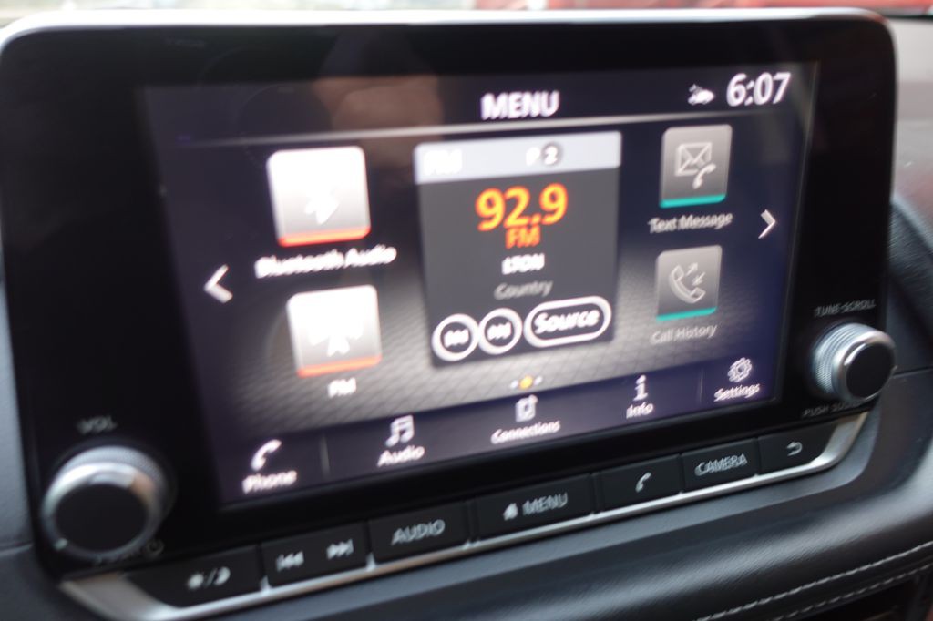 2021 Nissan Rogue Image 39