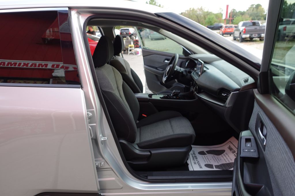 2021 Nissan Rogue Image 52