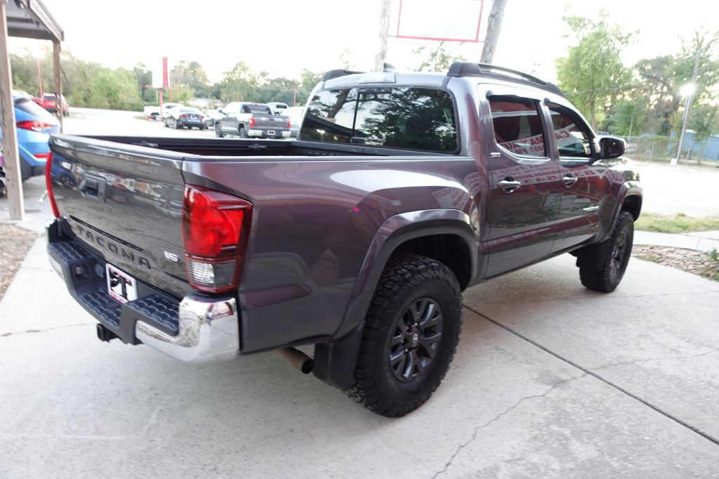 2021 Toyota Tacoma Image 13