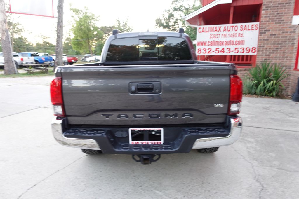 2021 Toyota Tacoma Image 17