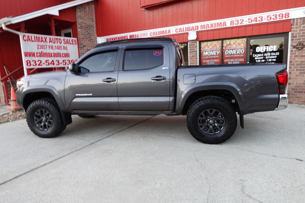 2021 Toyota Tacoma Image 24