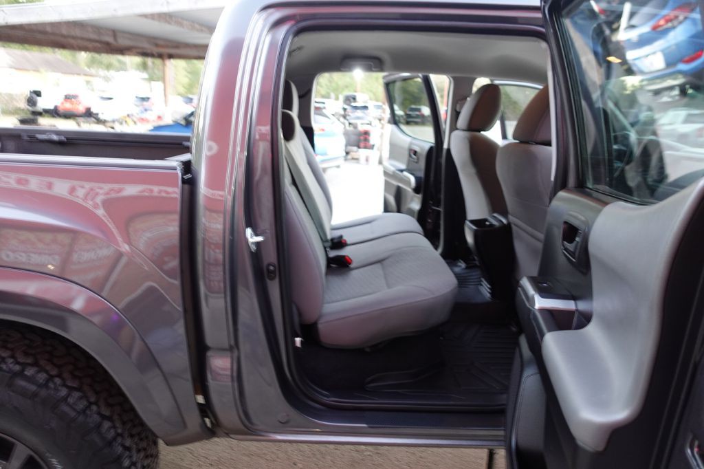 2021 Toyota Tacoma Image 55