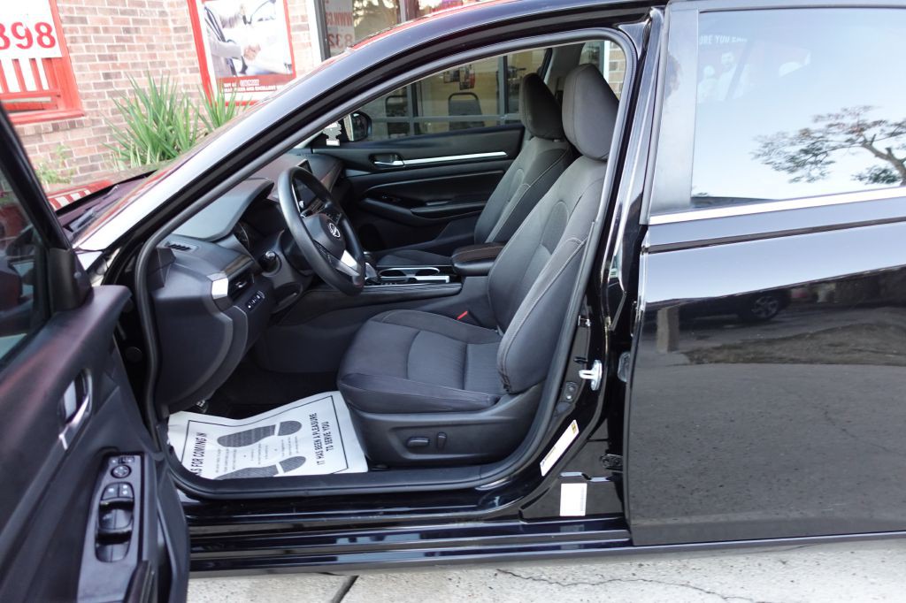 2023 Nissan Altima Image 27