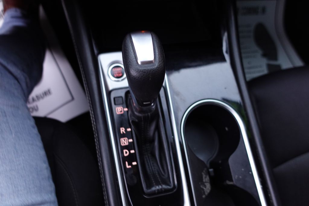 2023 Nissan Altima Image 34