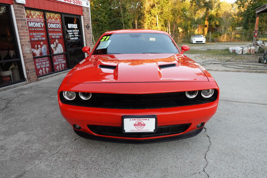 2021 Dodge Challenger Image 8