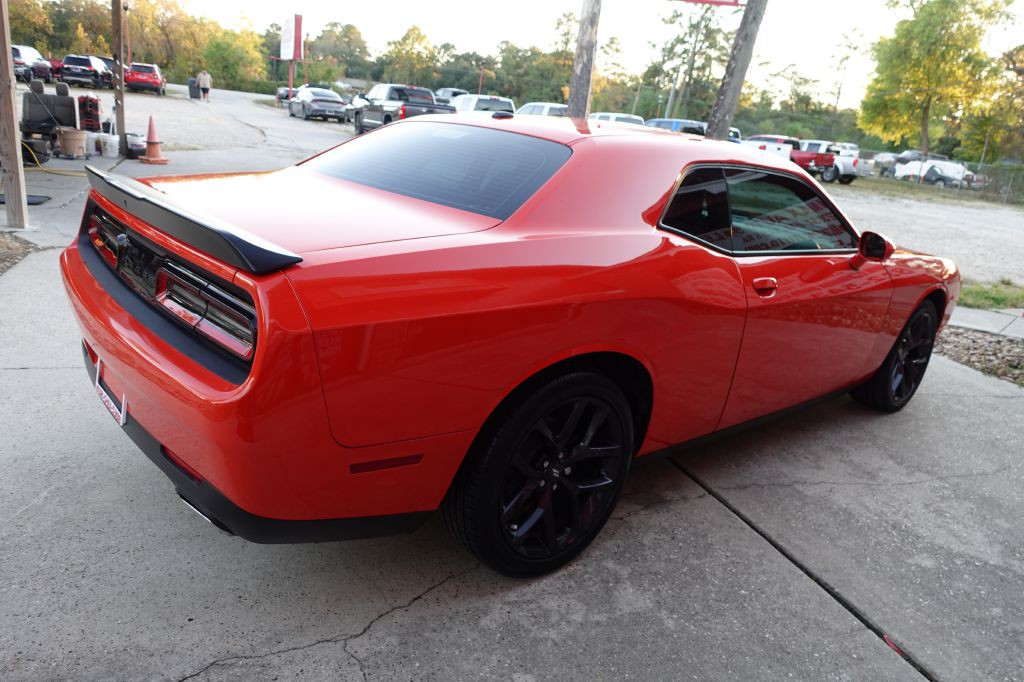 2021 Dodge Challenger Image 12