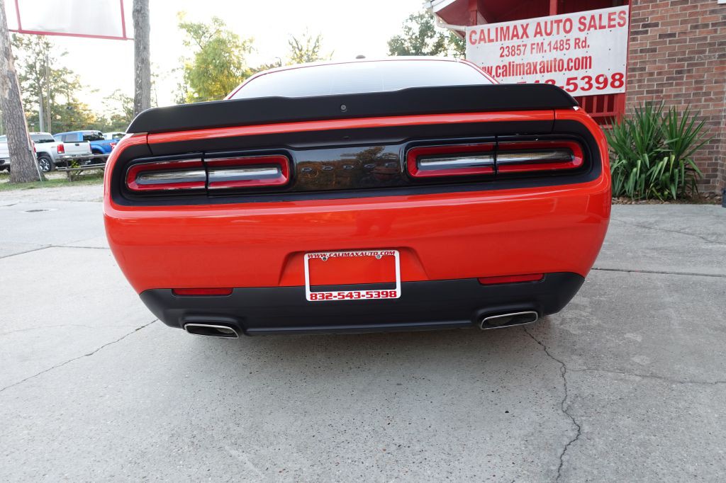 2021 Dodge Challenger Image 16