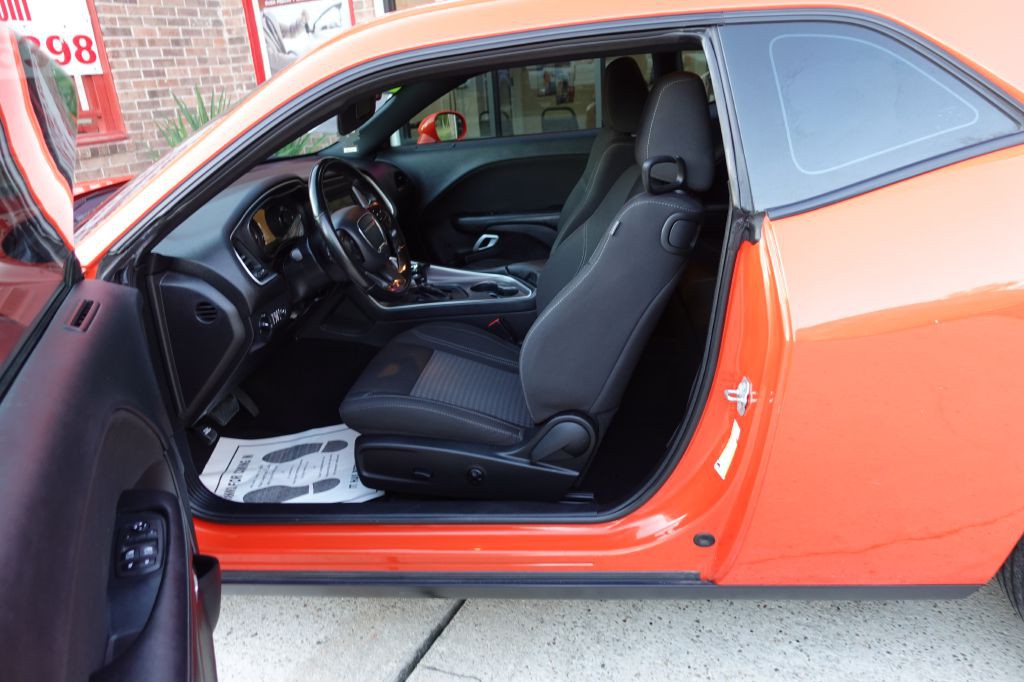 2021 Dodge Challenger Image 26