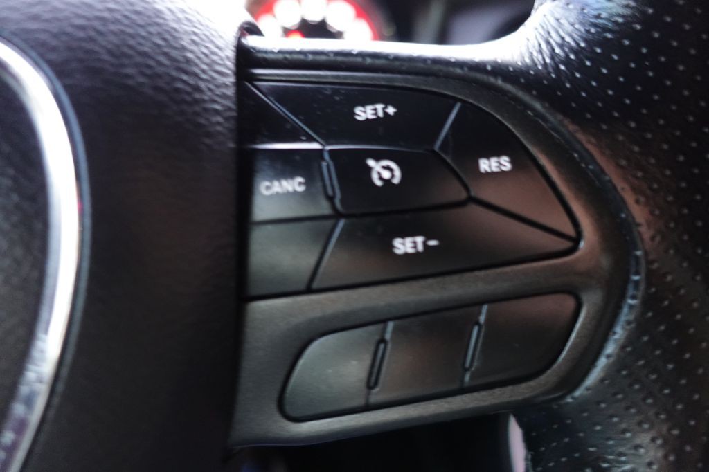 2021 Dodge Challenger Image 42