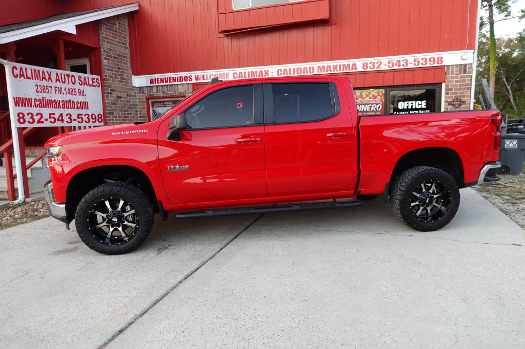 2021 Chevrolet Silverado 1500 Image 2