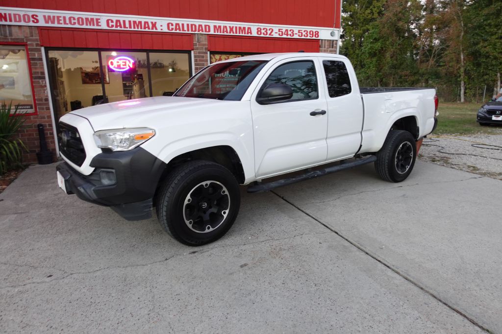 2019 Toyota Tacoma Image 4
