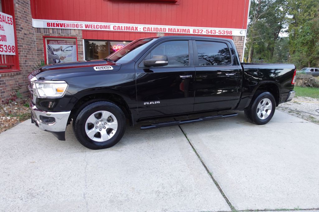 2020 RAM 1500 Image 3