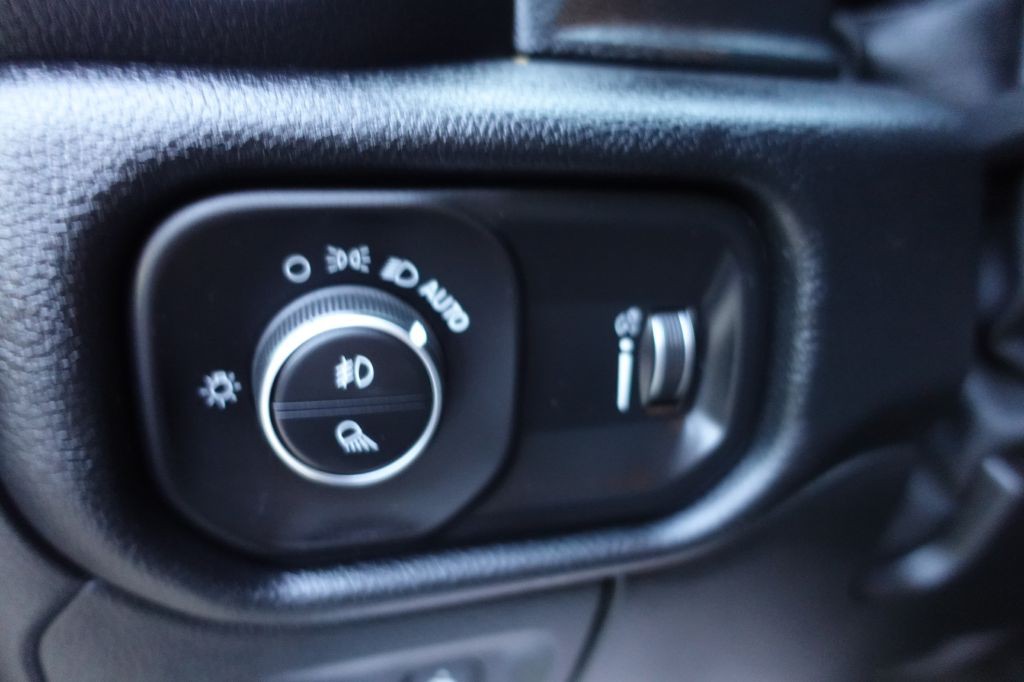 2020 RAM 1500 Image 37