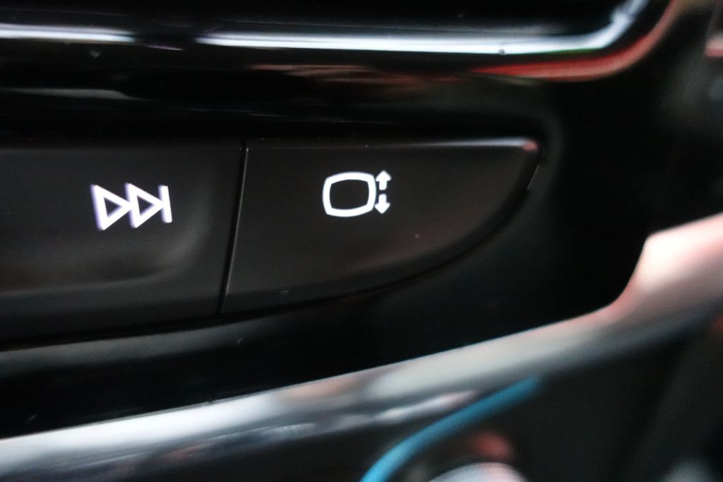 2020 Chevrolet Traverse Image 45