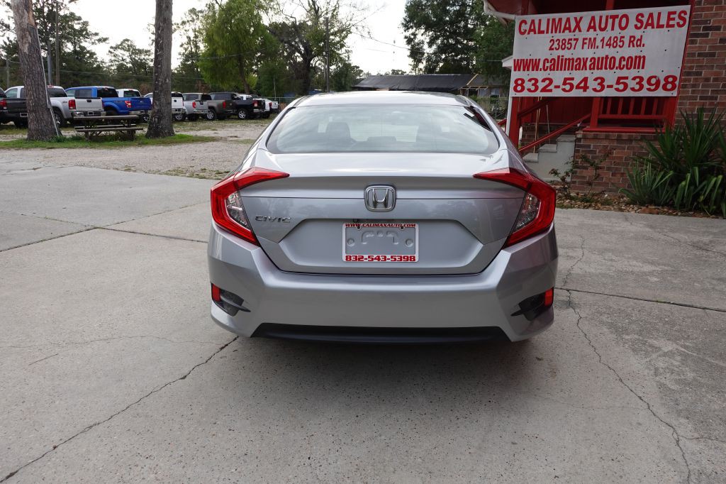 2018 Honda Civic Image 17