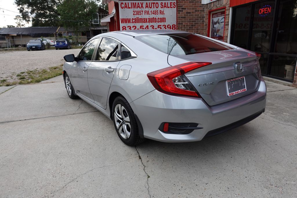 2018 Honda Civic Image 21