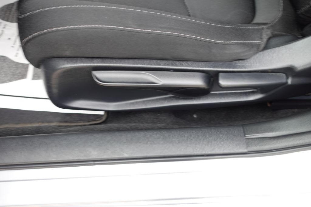 2018 Honda Civic Image 32