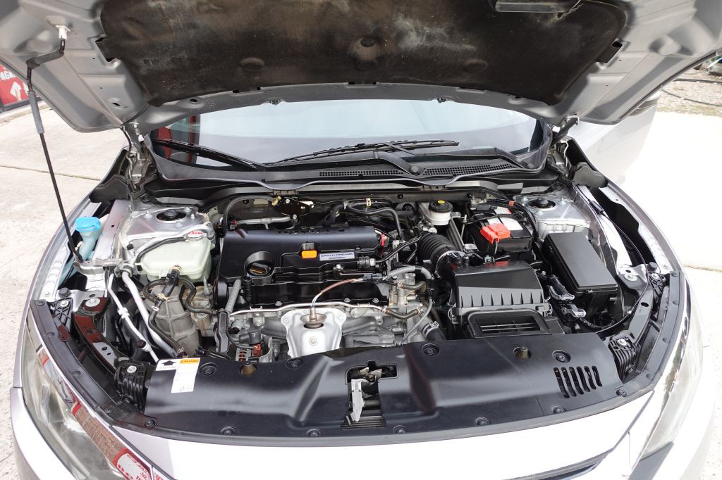 2018 Honda Civic Image 48