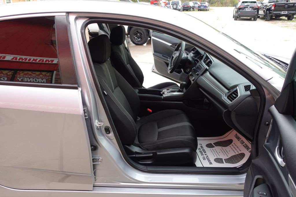 2018 Honda Civic Image 50