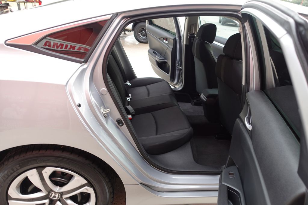 2018 Honda Civic Image 51