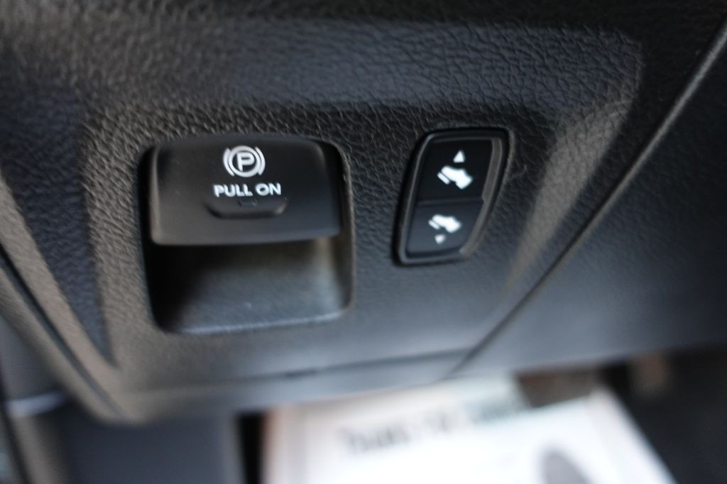 2022 RAM 1500 Image 35