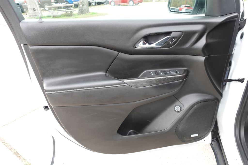 2018 GMC Acadia Image 28