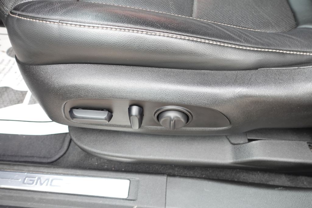 2018 GMC Acadia Image 35