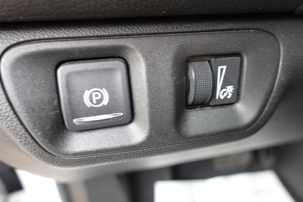 2018 GMC Acadia Image 38