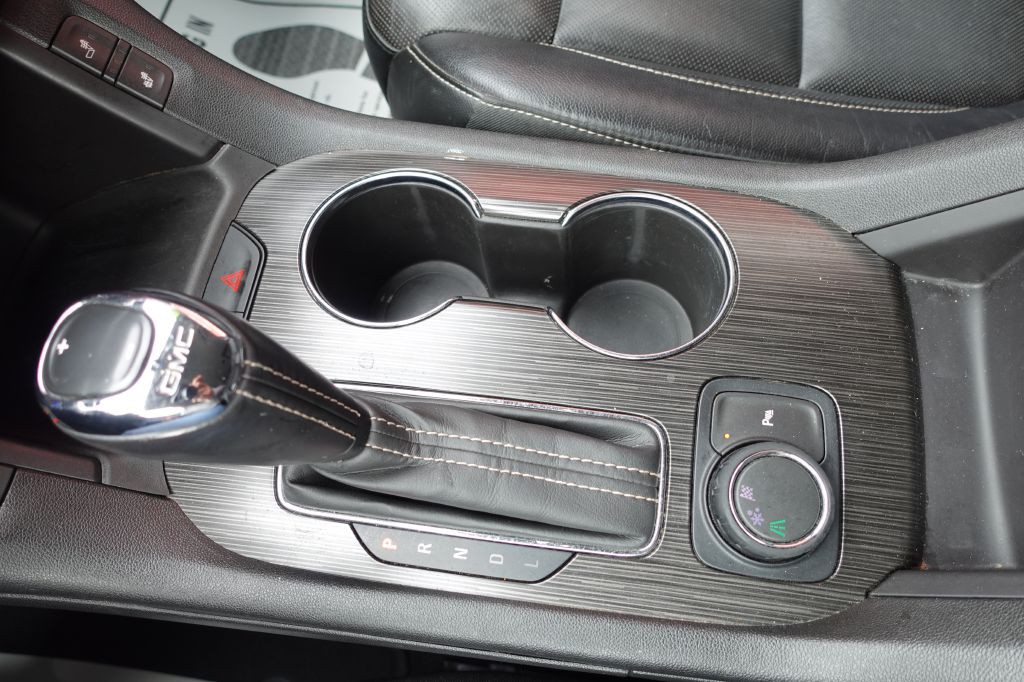 2018 GMC Acadia Image 39