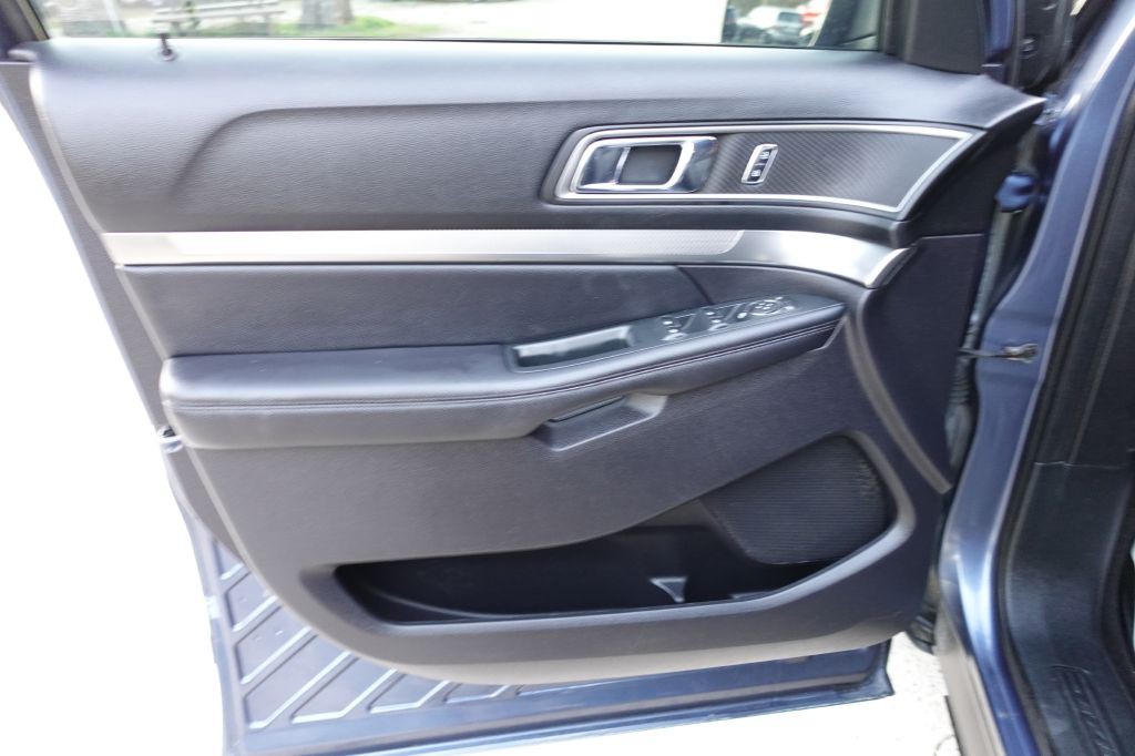 2019 Ford Explorer Image 24