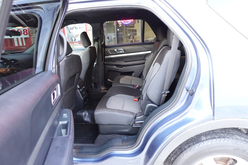 2019 Ford Explorer Image 27