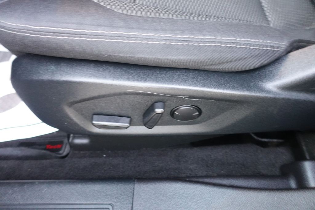 2019 Ford Explorer Image 30