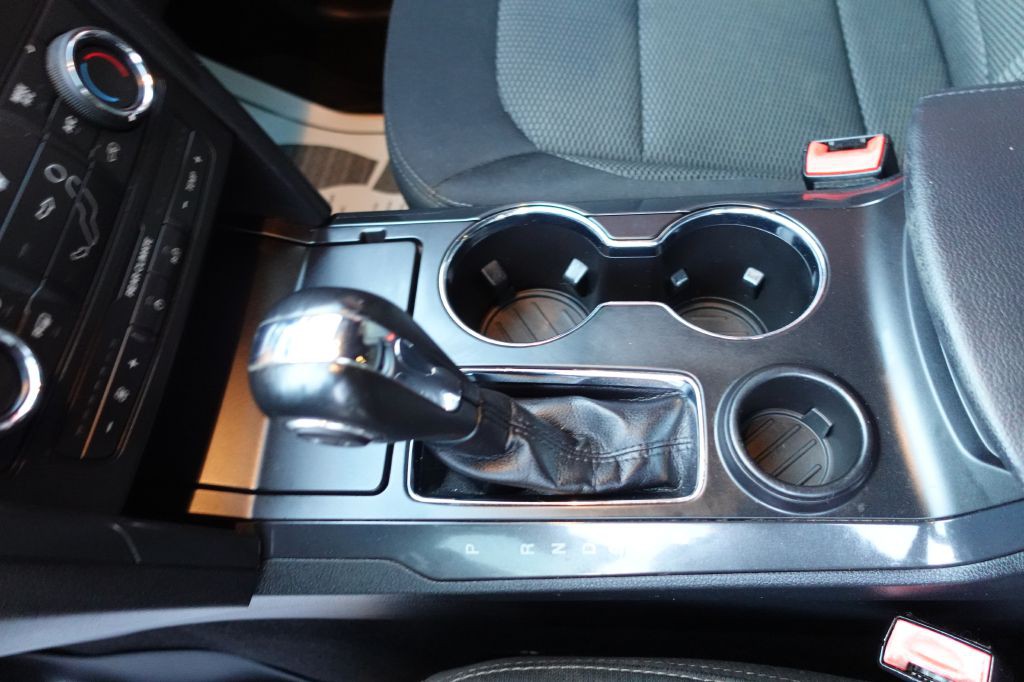 2019 Ford Explorer Image 32