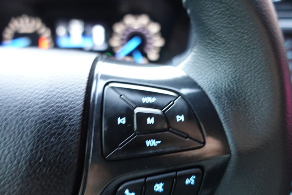 2019 Ford Explorer Image 45