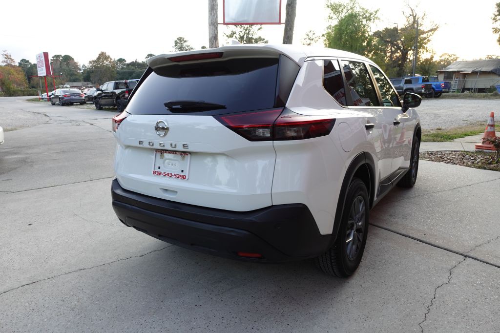 2021 Nissan Rogue Image 16