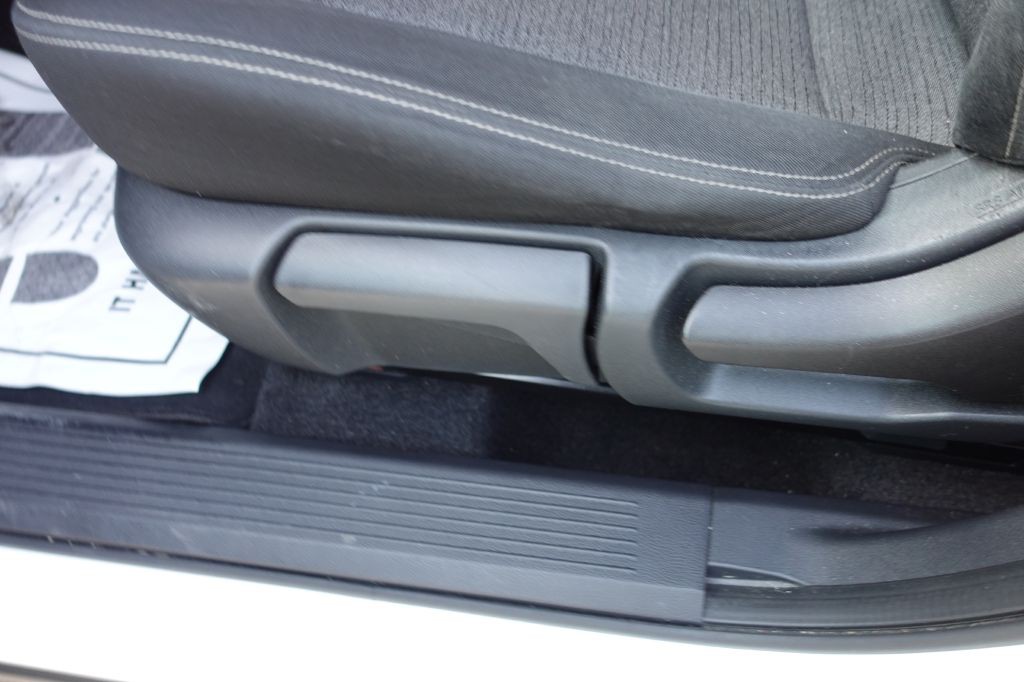 2021 Nissan Rogue Image 32