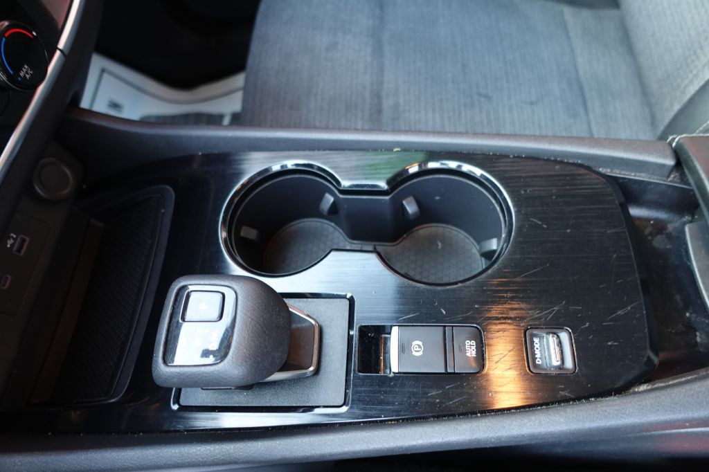 2021 Nissan Rogue Image 34