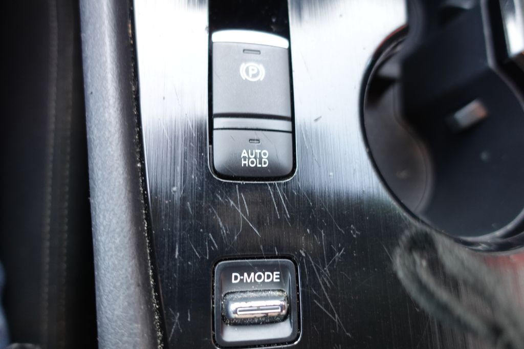 2021 Nissan Rogue Image 36