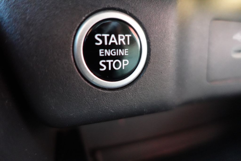 2021 Nissan Rogue Image 43