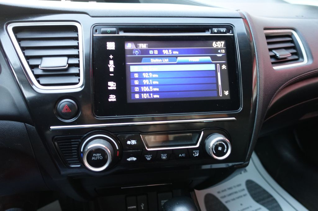 2015 Honda Civic Image 35