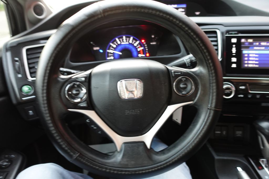 2015 Honda Civic Image 39